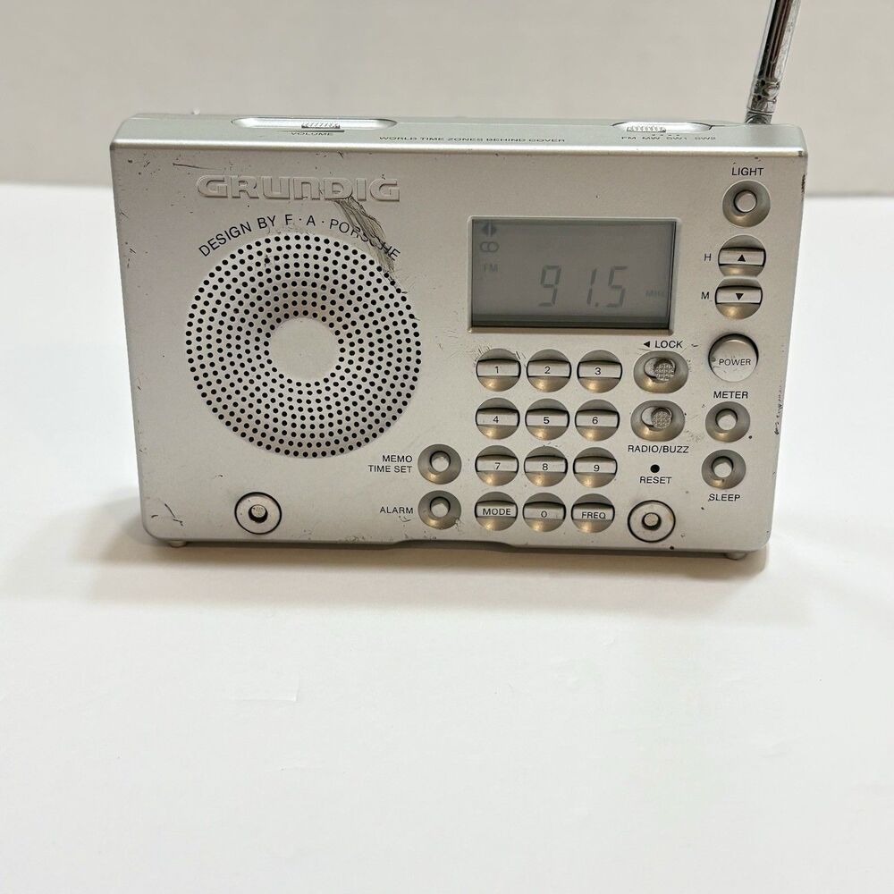 Vintage Grundig World Receiver Shortwave Radio Model YB-P 2000